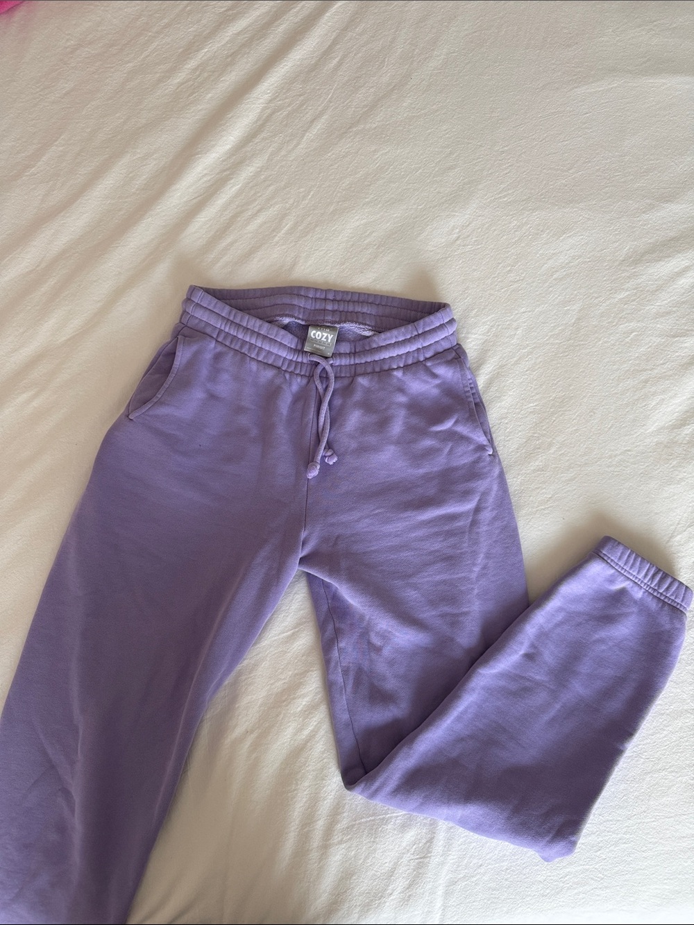 TNA Cozy Fleece (PERFECT) lilac Sweatpants